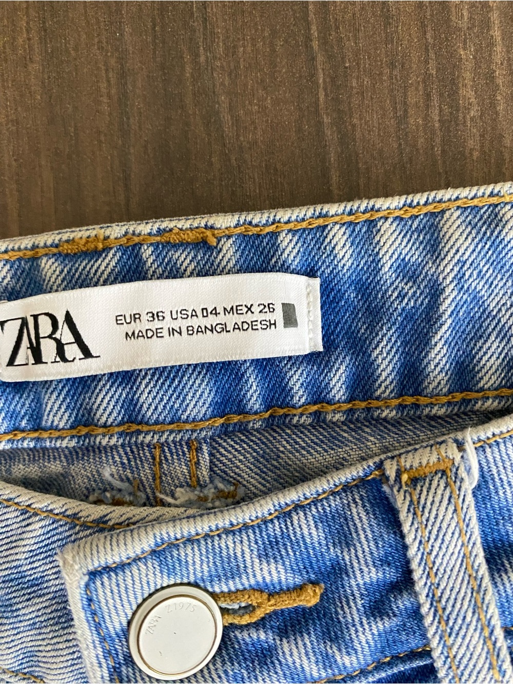 Zara Blue Straight Leg Jeans with Knee Rips - Picture 2 of 7